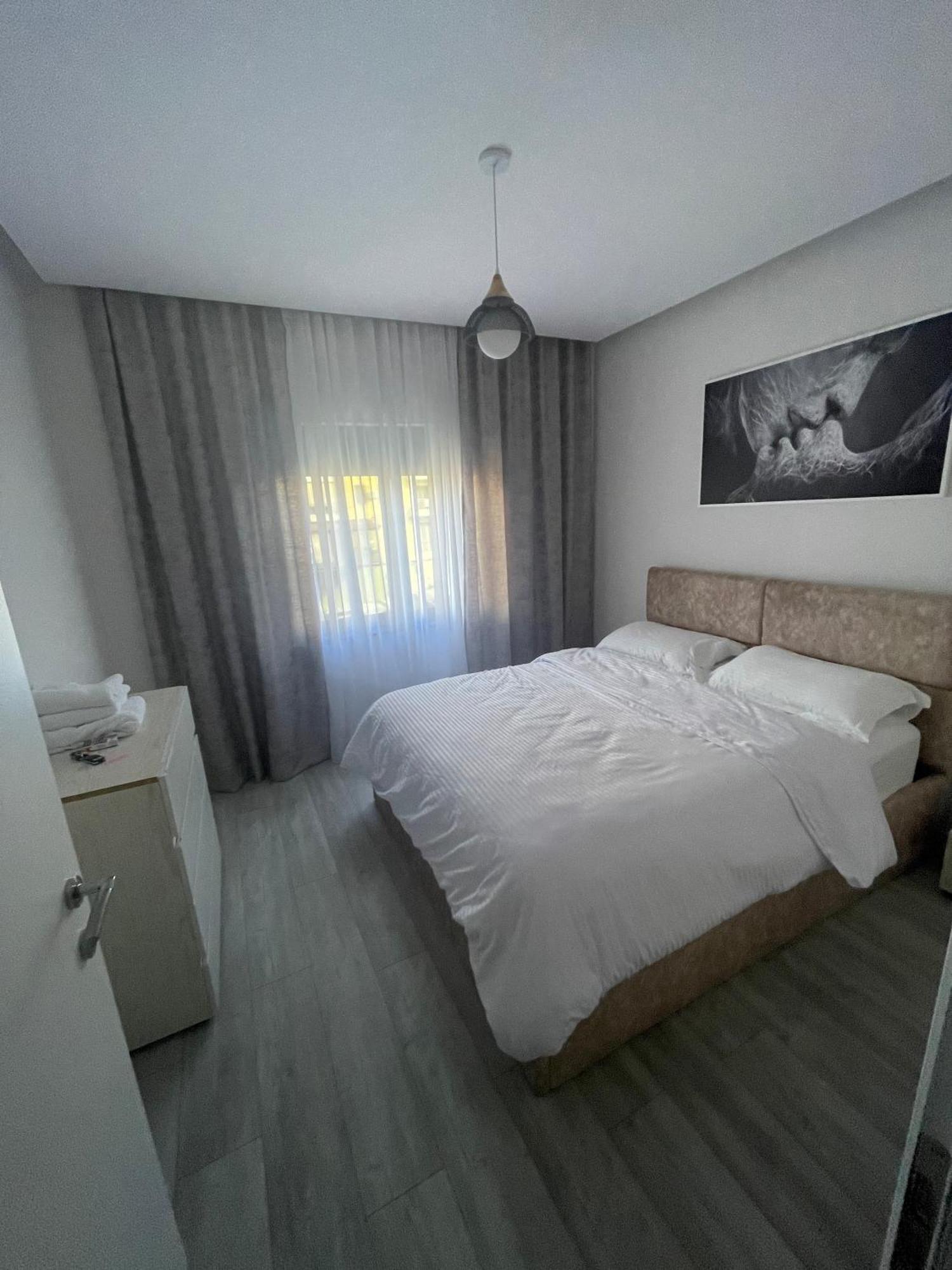 Apartment Lacasa-21 Dhjetori *